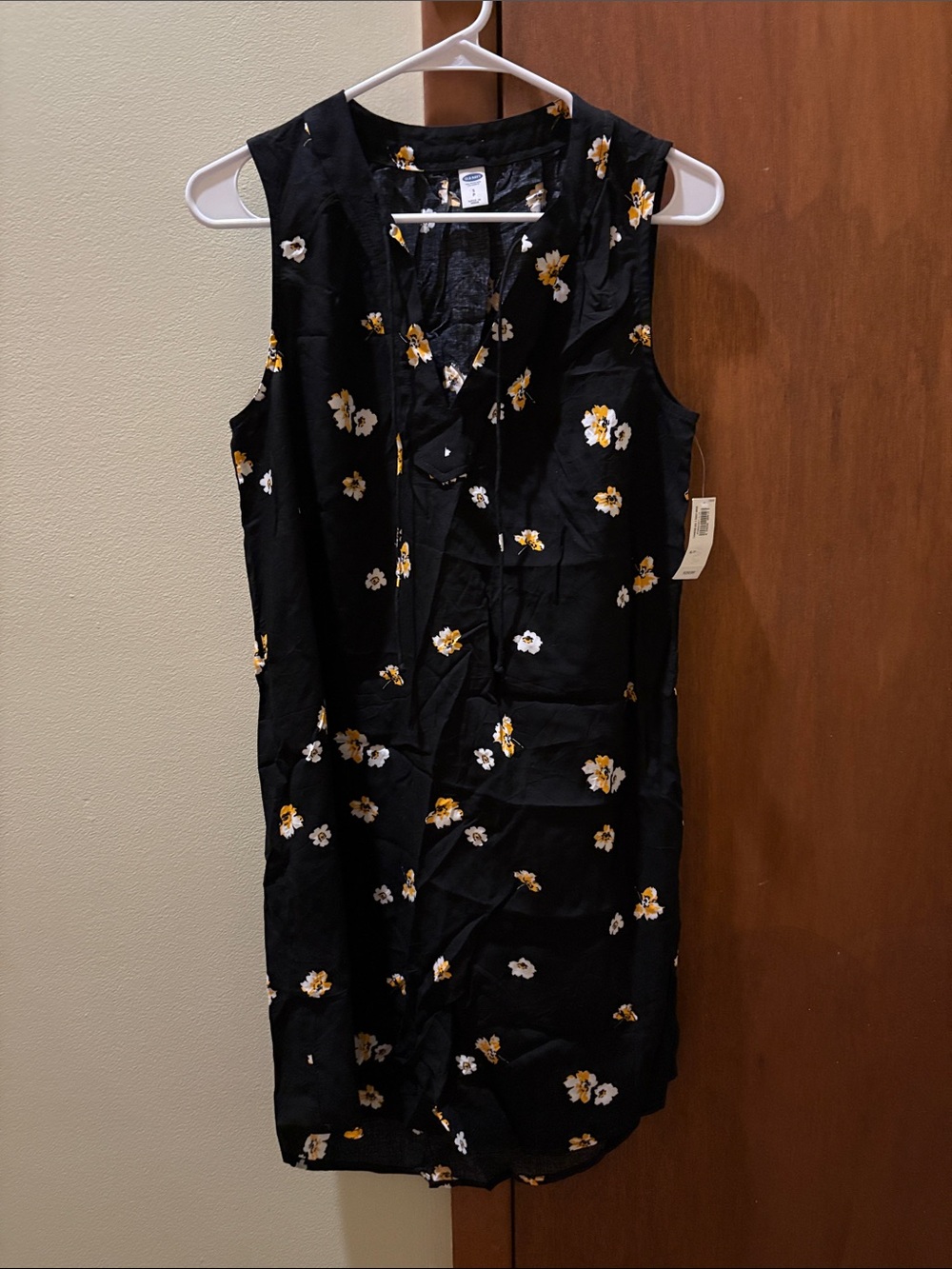 Old Navy Black Sleeveless Midi Dress with Yellow & White Floral Print